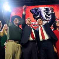 Lloyd & Forlini join other chosen candidates for November ballot